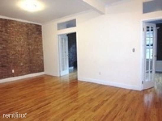 Building Photo - 3 br, 1 bath Apartment - 200 Mulberry St
