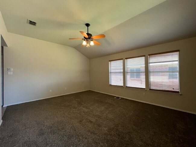 Foto del edificio - Lovely 3 bedroom, 2 bath for lease