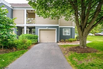 Building Photo - 131 Bonney Ct