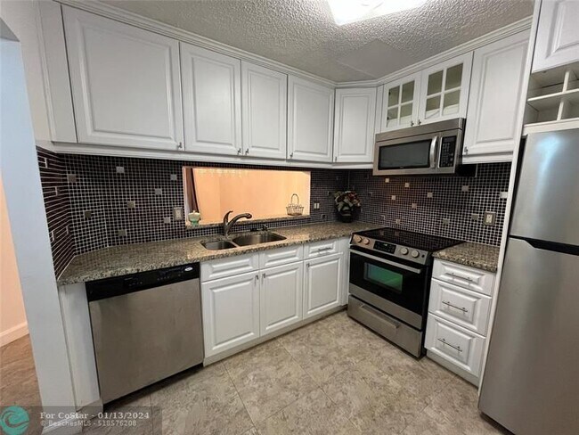 Foto del edificio - 2337 NW 89th Dr