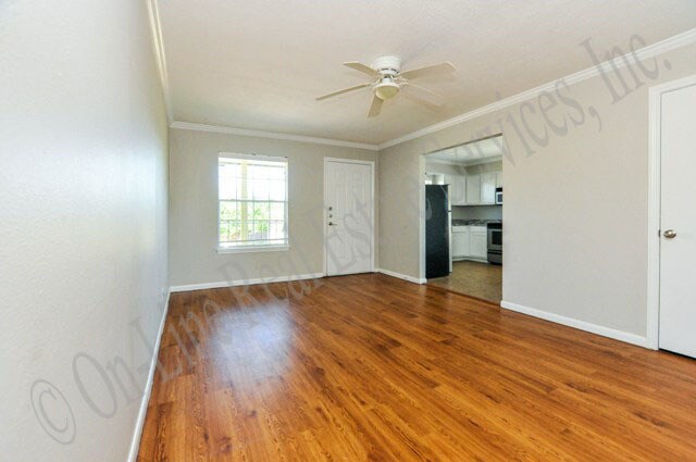 Building Photo - 2100 Southwood Dr