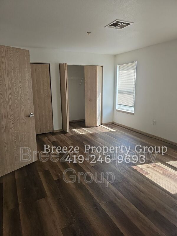 Building Photo - 18 Southard Ave
