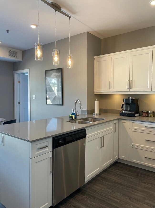 Kitchen - The Edison