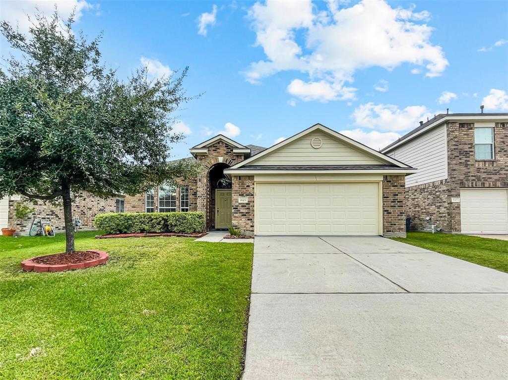 Foto principal - 9303 Daisy Cove Ln