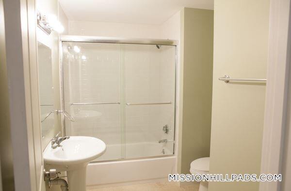 Foto del edificio - 10 Roxbury St