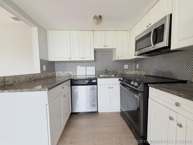 Foto del edificio - 1501 Crescent Cir