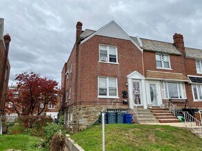 Building Photo - 7558 Mayland St