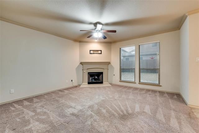 Foto del edificio - 15825 Carlton Oaks Dr