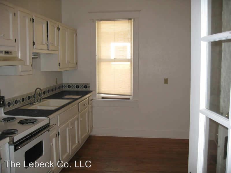 Building Photo - 2 br, 2 bath House - 512 11th NW