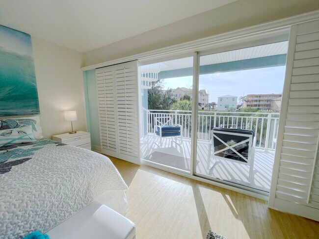 Building Photo - 112 Haven Beach Dr