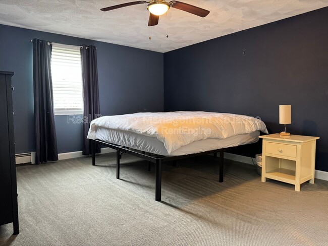 Foto del edificio - 14 Ravenna Ave