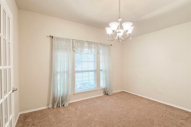 Foto del edificio - 1113 Chambers Ln