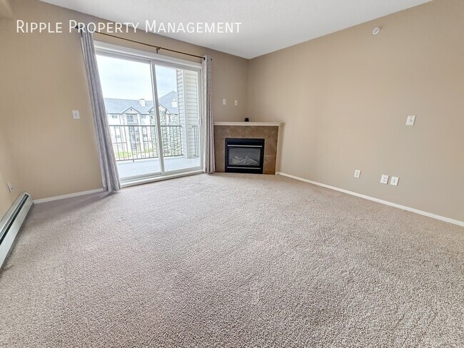 Building Photo - MODERN & BRIGHT 2-BED, 1-BATH CONDO | TOP-FLOOR UNIT | PET FRIENDLY