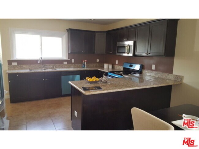 Foto del edificio - 4514 W 11th Pl