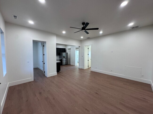 Foto del edificio - 127 E 400 N St