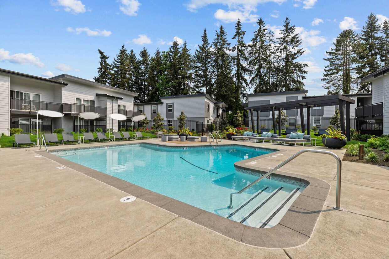 Pool - 637 141st Ct SE