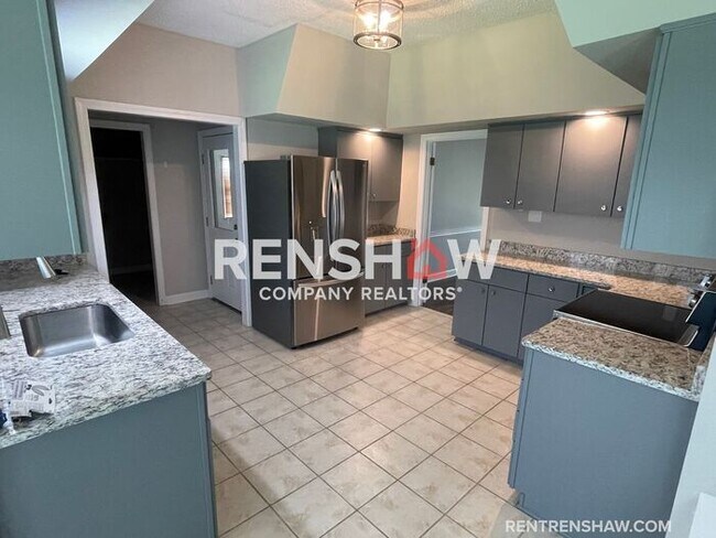 Foto del edificio - Fletcher Trace Parkway - 3 Bedroom / 2.5 B...