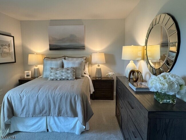 Foto del edificio - 2 Drake Ct