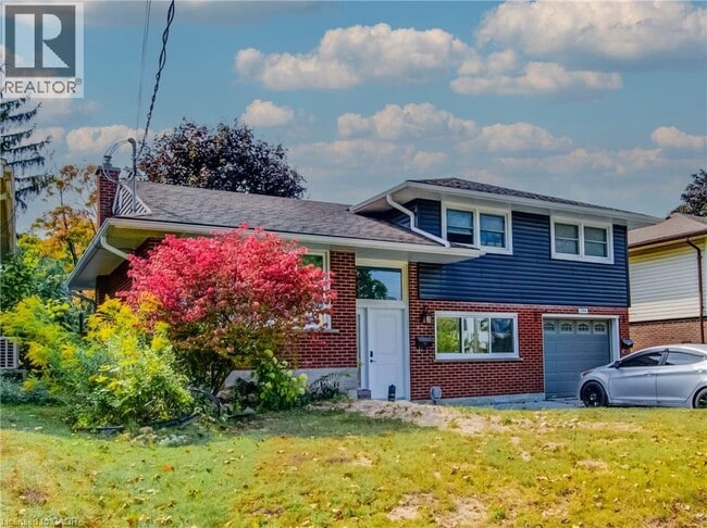 Building Photo - 294 Rosemount Dr