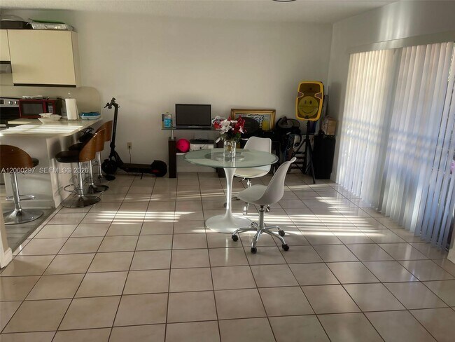 Foto del edificio - 13539 SW 62nd St