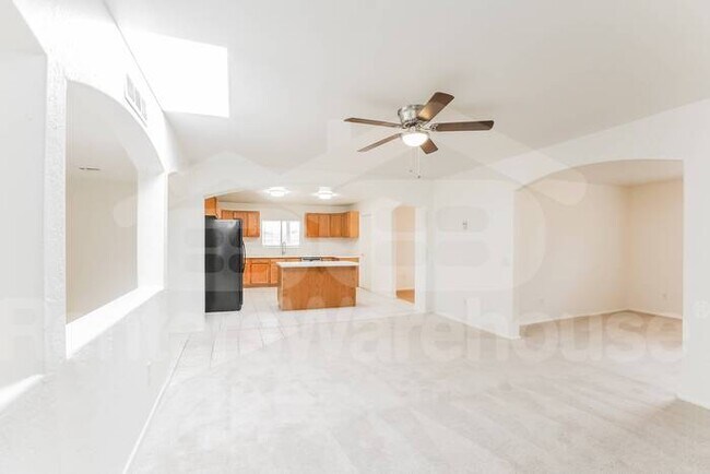 Building Photo - Huge home on corner lot!