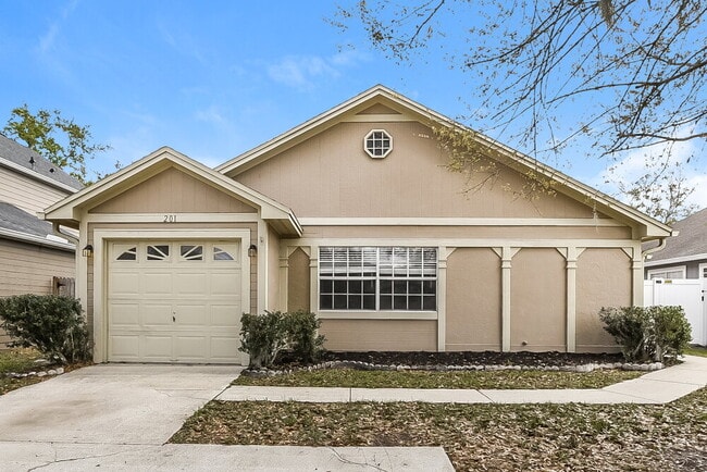 Building Photo - 201 Whiterapids Ct