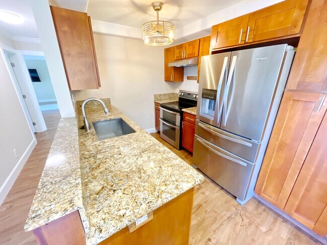 Building Photo - Elegantly Updated Unfurnished Kihei Villages 2 bedroom 1.5 Bathroom - One assigned parking stall