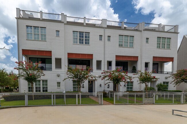 Foto del edificio - 8711 Oak Kolbe Ln