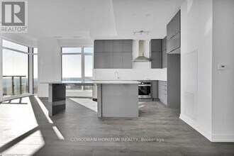Building Photo - 55 Duke St W
