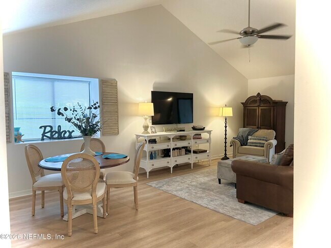 Foto del edificio - 3123 Courtney Woods Ln W