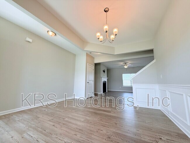 Building Photo - 228 Monroe Fields Dr