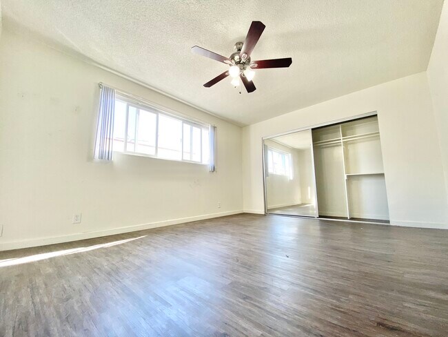 Foto del edificio - 3432 Mentone Avenue  Los Angeles, CA 90034