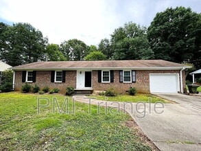 Building Photo - 3609 Lynn Rd