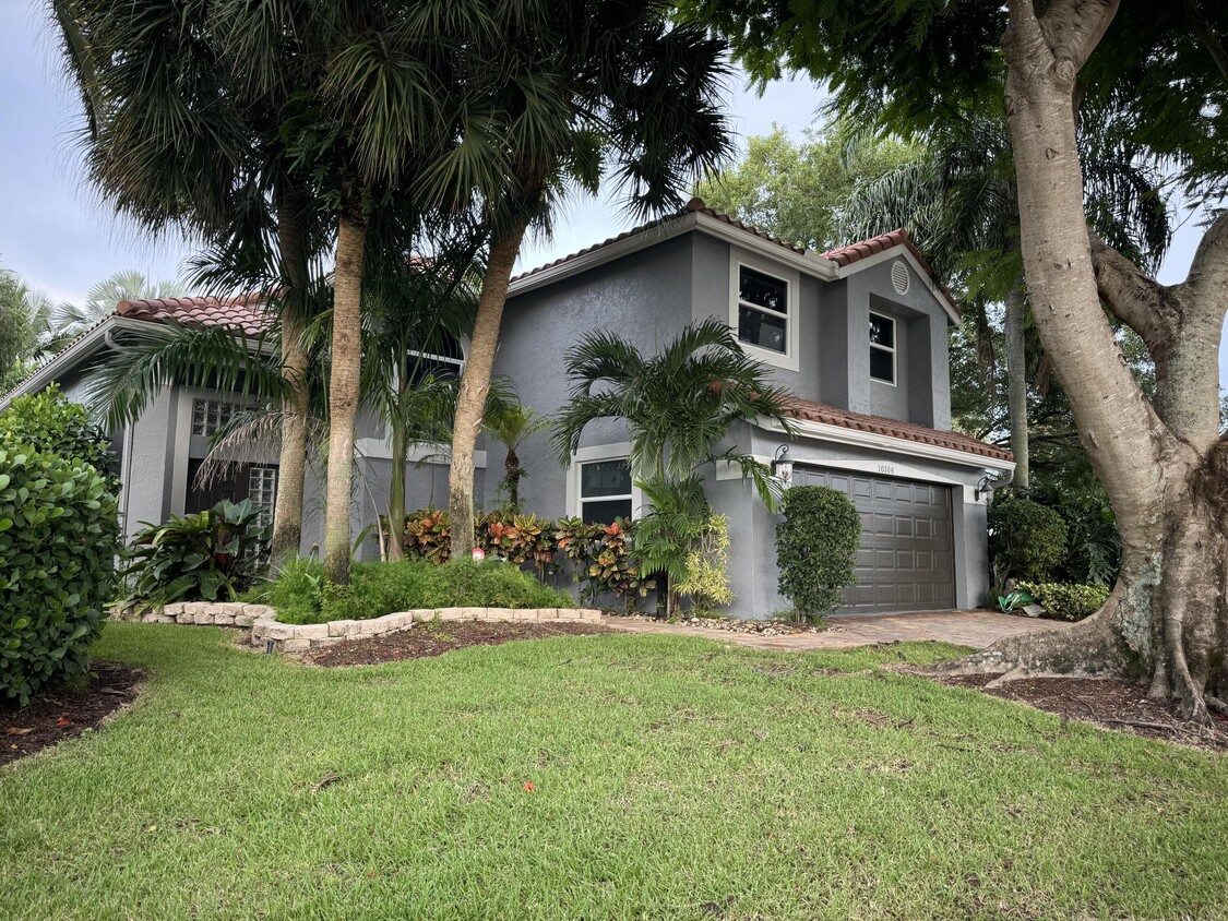 Primary Photo - 10366 Buena Ventura Dr