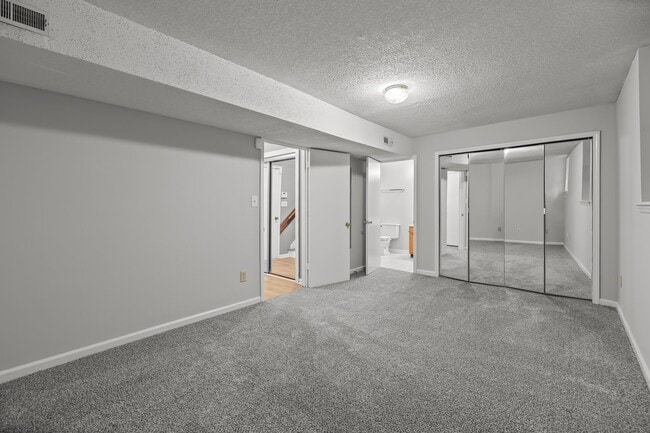 Building Photo - 8910 St Pierre Ln