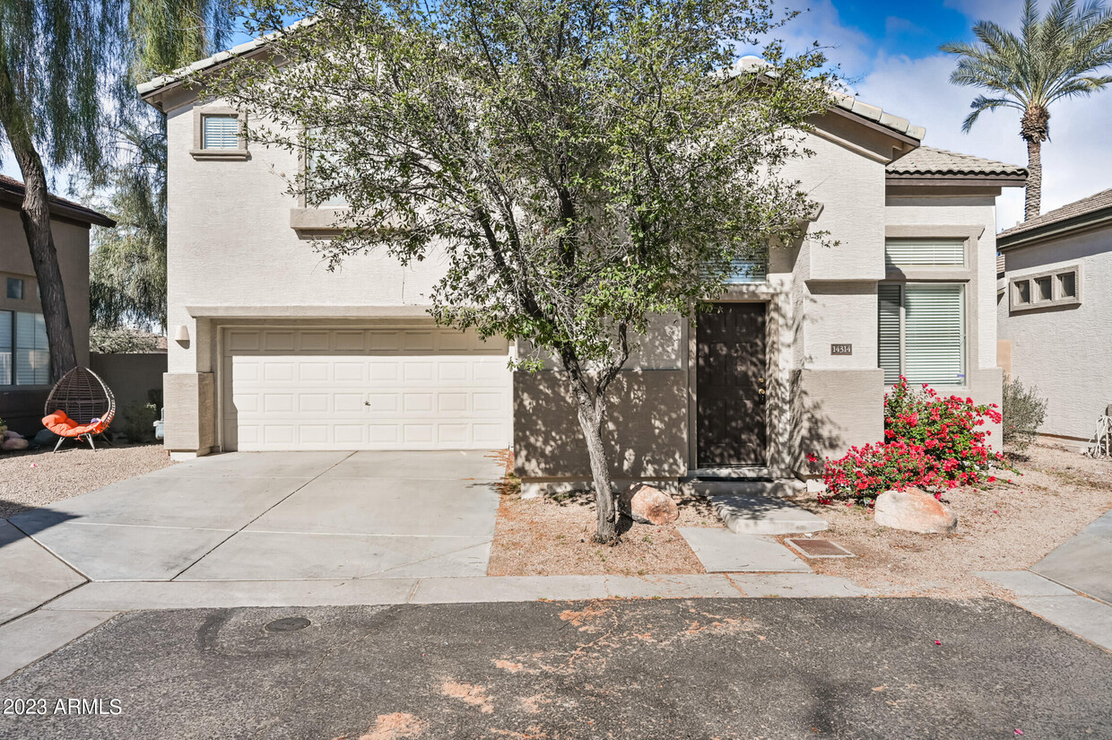 Foto principal - 14314 W Cora Ln