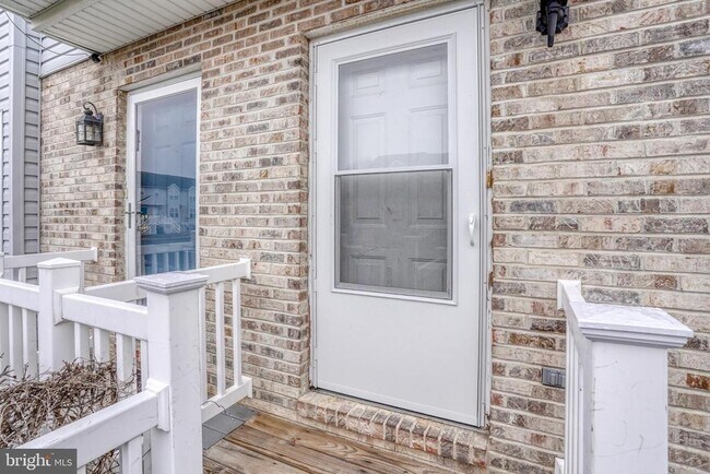 Foto del edificio - 407 Champs Ln