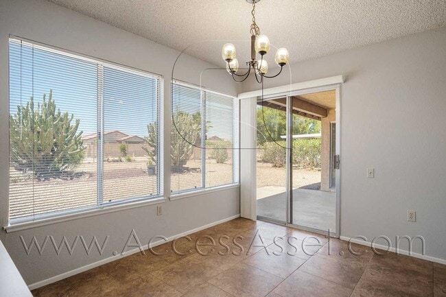Building Photo - Beautiful Single-Story Two-Bedroom, Two-Ba...