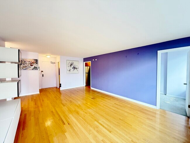 Foto del edificio - 3550 N Lake Shore Dr