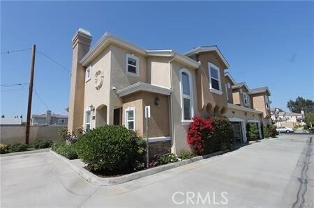 Foto del edificio - 8701 Belmont St