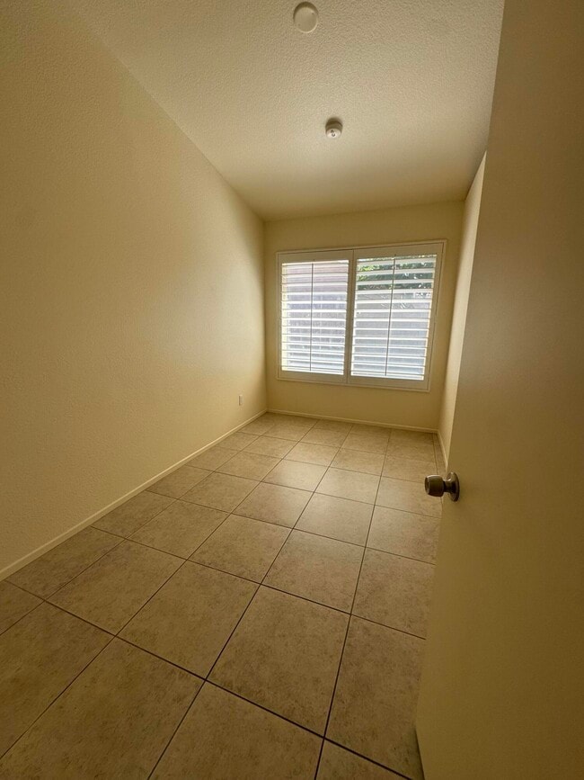 Foto del edificio - 45270 Sunbrook Ln