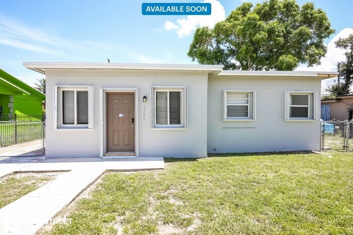 Primary Photo - 2340 NW 152nd St