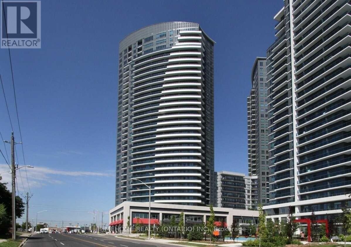 Photo principale - 7161 Yonge St