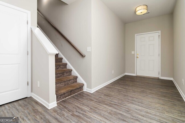 Foto del edificio - 78 Denver Ave