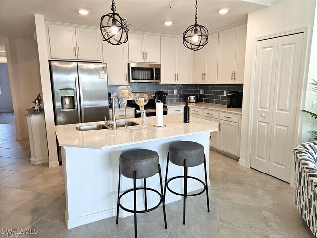 Foto del edificio - 5807 Double Eagle Cir