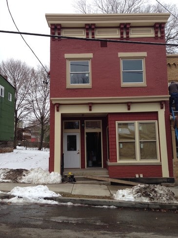 Building Photo - 306 N Montgomery St