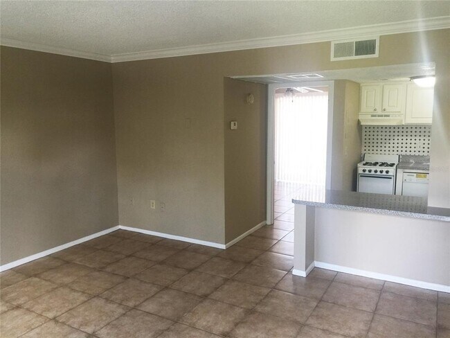 Foto del edificio - 129 Blue Pointe Way