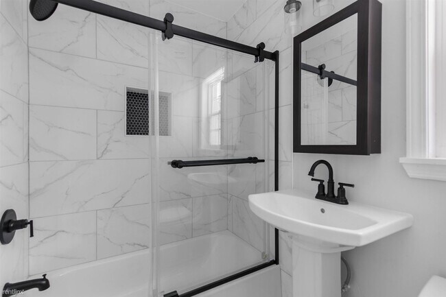 Foto del edificio - 4 br, 2 bath House - 316 Cross Ridge Road