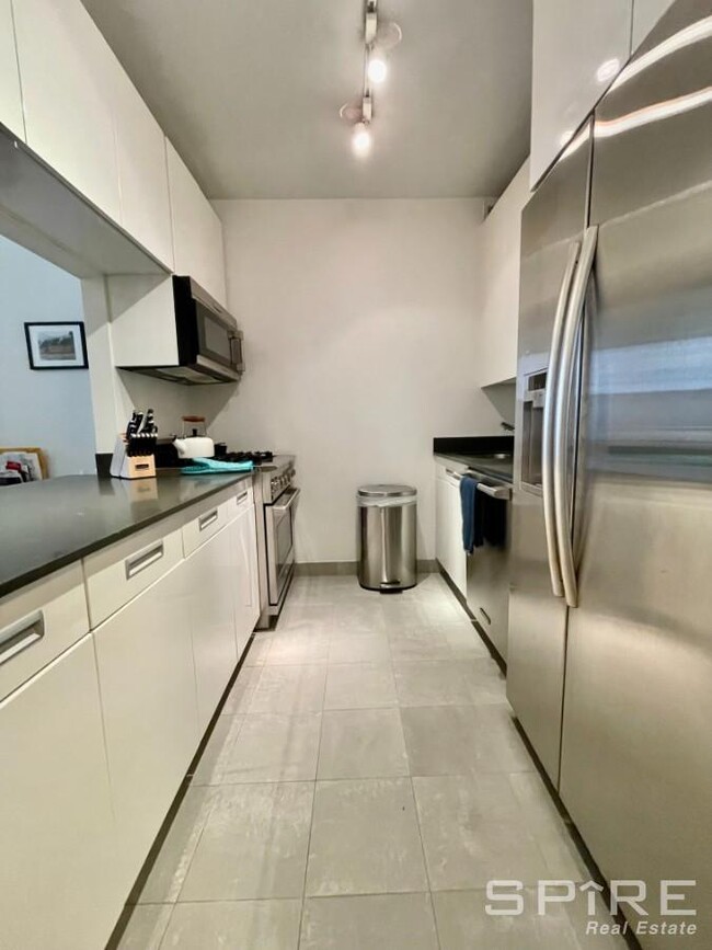 Building Photo - 0 bedroom in New York NY 10038