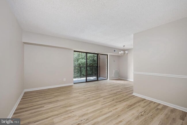Foto del edificio - 11659 Stoneview Square